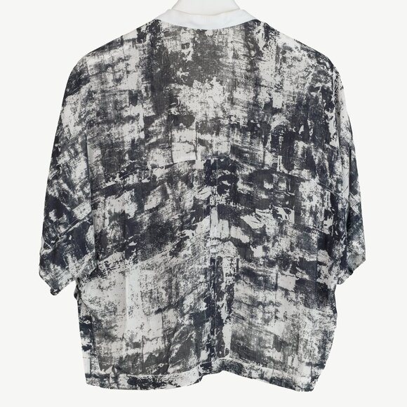 Helmut Lang White & Black Abstract Crepe Cropped Dolman-Sleeve Blouse - Picture 2 of 9